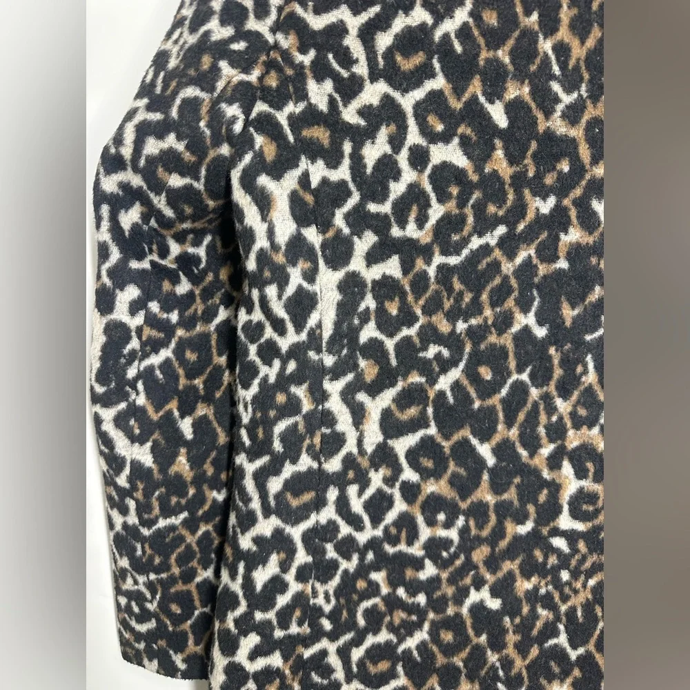 Kendall & Kylie Leopard Print Blazer women size small‎